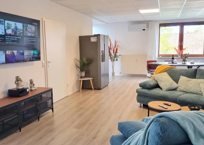 Wohnung: Workaholic Bis 6 Personen, Klima, 3X Tv