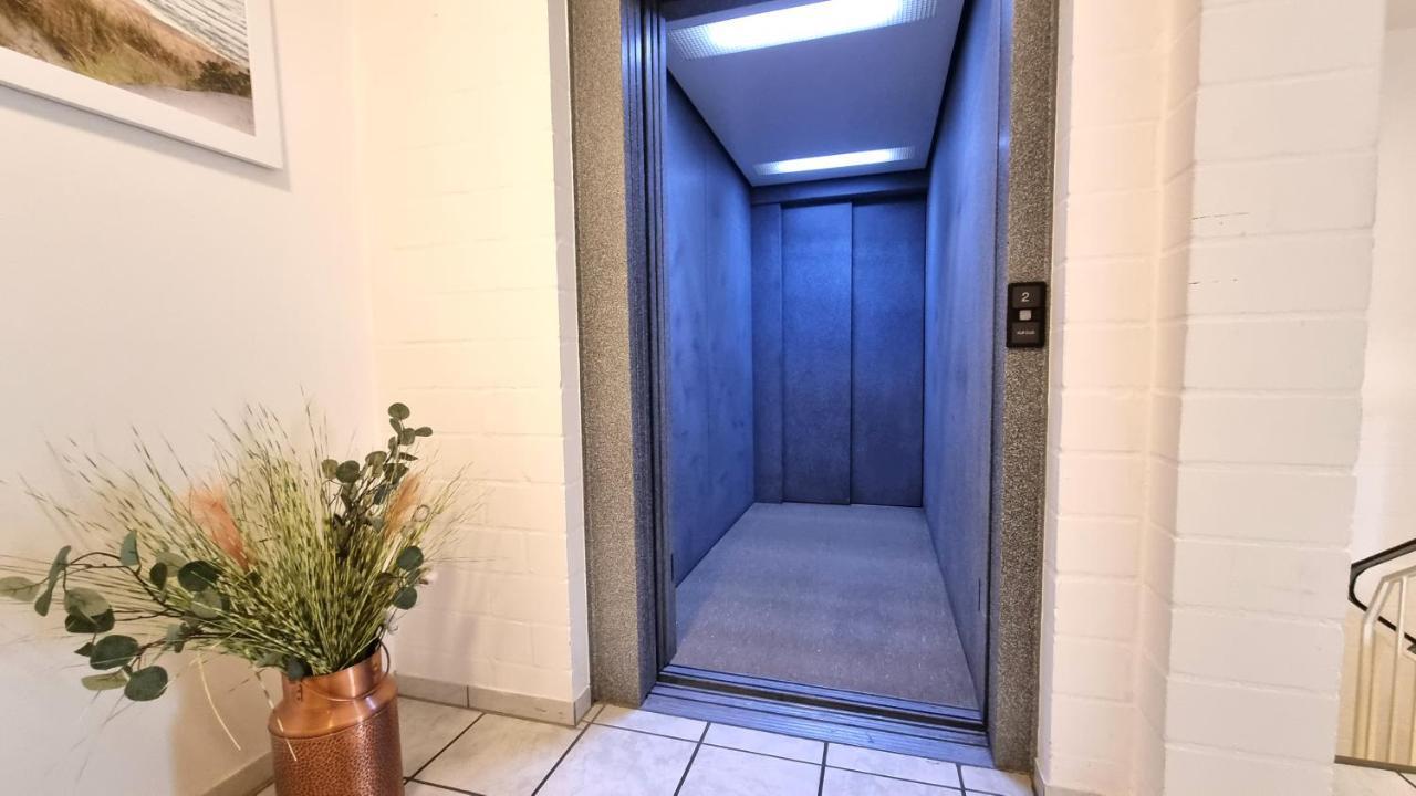 Apartment Wohnung: Workaholic Bis 6 Personen, Klima, 3x Tv